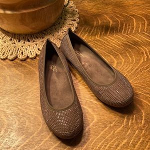 Vionic Studded Suede Ballet Flats
